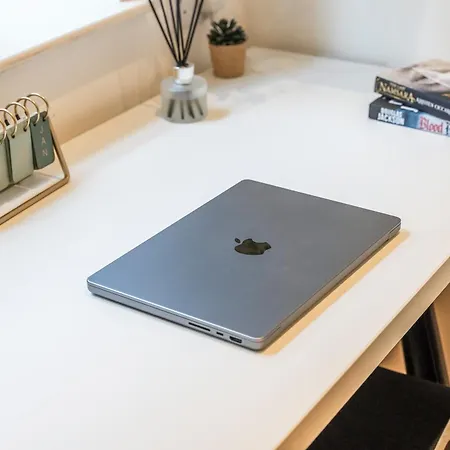 Spacious Flat - Sleeps 8 - Centre * 리즈