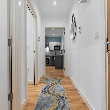 公寓 Spacious Flat - Sleeps 8 - Centre