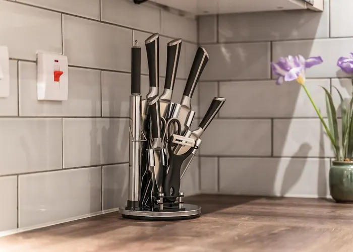 Spacious Flat - Sleeps 8 - Centre Apartment *