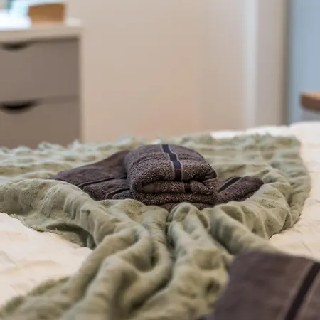 Spacious Flat - Sleeps 8 - Centre Leeds (West Yorkshire)
